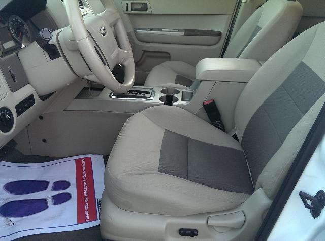 Ford Escape 2008 photo 3