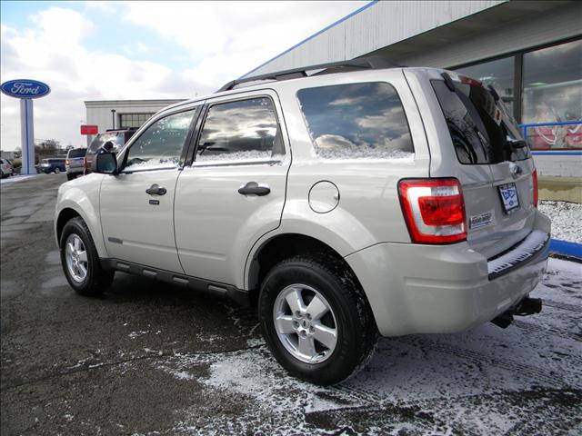 Ford Escape 2008 photo 3