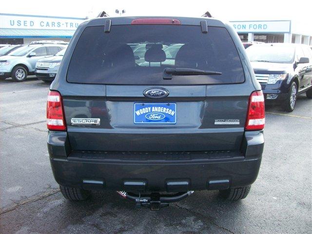 Ford Escape 2008 photo 2