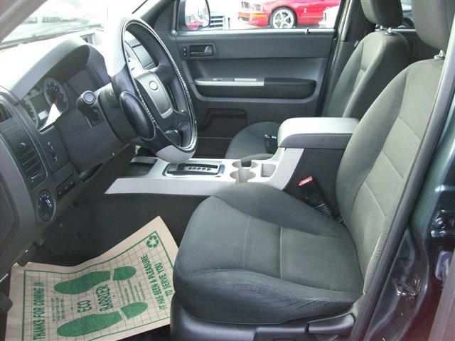 Ford Escape 2008 photo 3