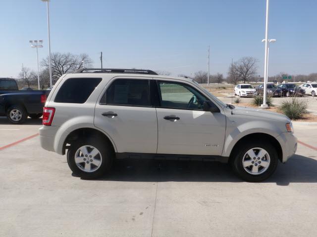 Ford Escape 2008 photo 3