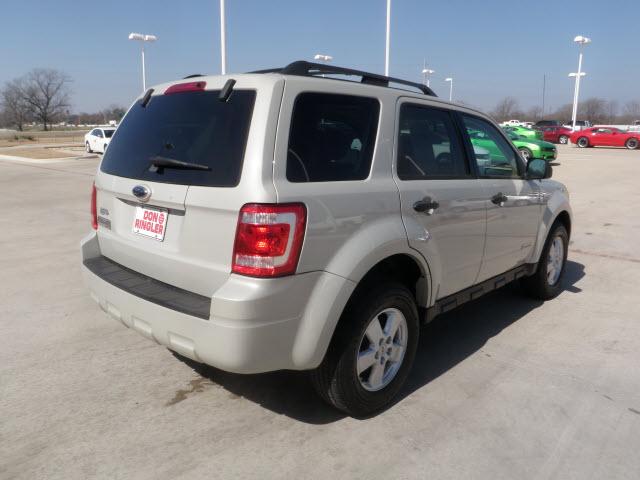Ford Escape 2008 photo 4