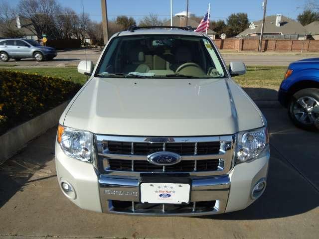 Ford Escape 2008 photo 1