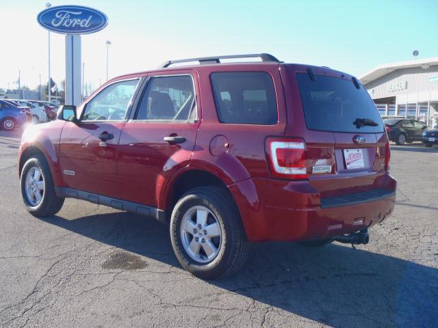 Ford Escape 2008 photo 1