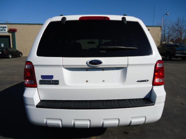 Ford Escape 2008 photo 2
