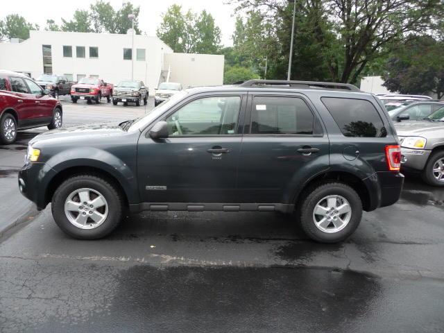 Ford Escape 2008 photo 1