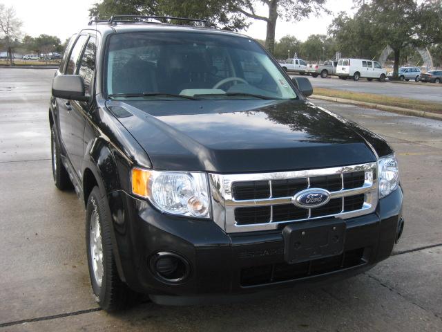 Ford Escape XLS Sport Utility