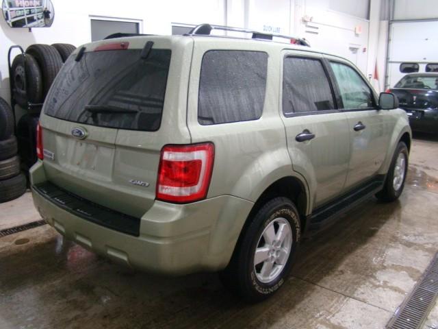 Ford Escape 2008 photo 2