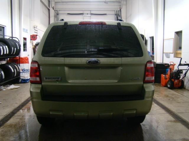 Ford Escape 2008 photo 3