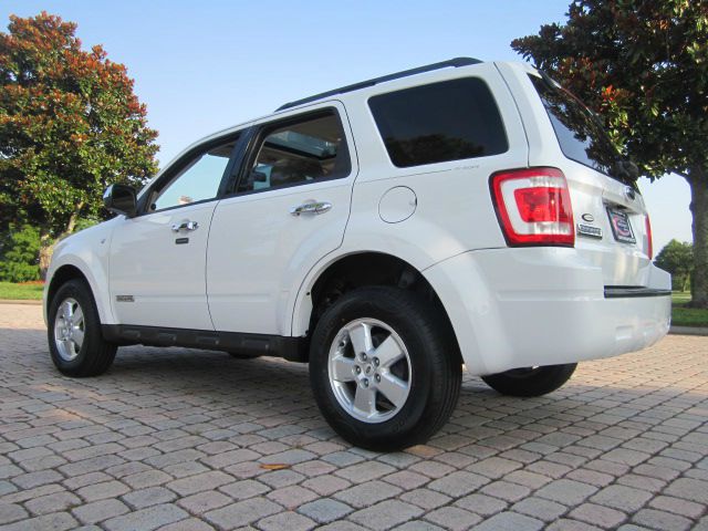 Ford Escape 2008 photo 1