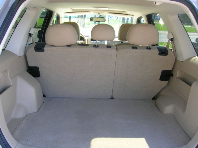 Ford Escape 2008 photo 2