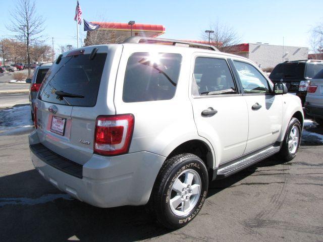 Ford Escape 2008 photo 3