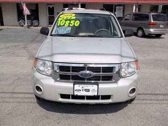 Ford Escape 3500 Cummins Diesel SUV