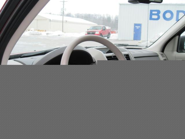 Ford Escape 2008 photo 2