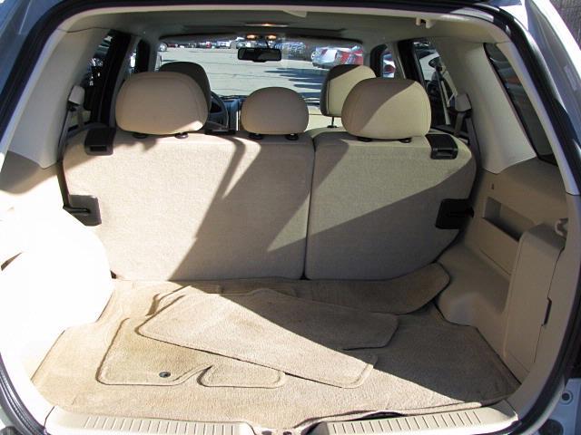 Ford Escape 2008 photo 3