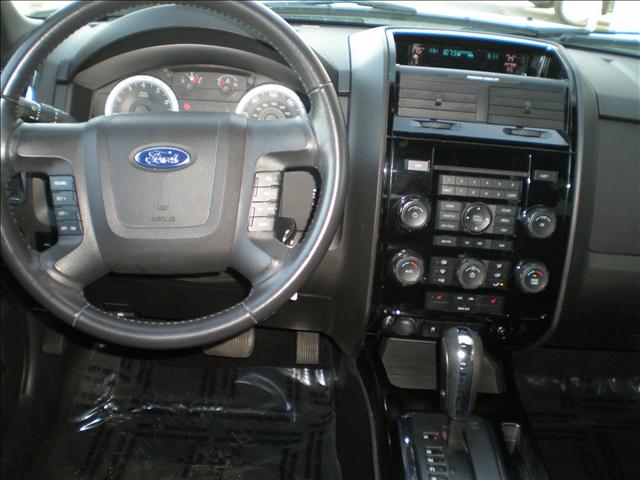 Ford Escape 2008 photo 1