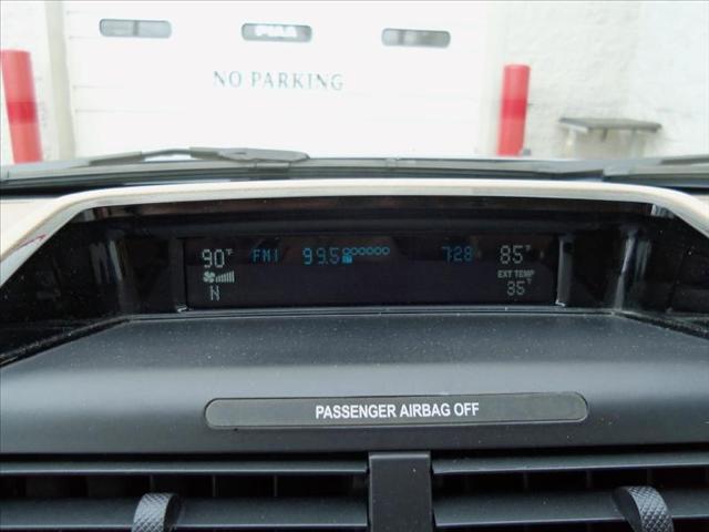 Ford Escape 2008 photo 2