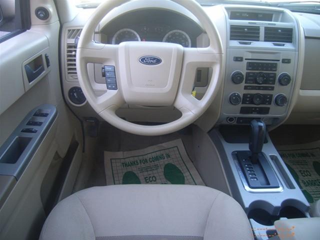 Ford Escape 2008 photo 3