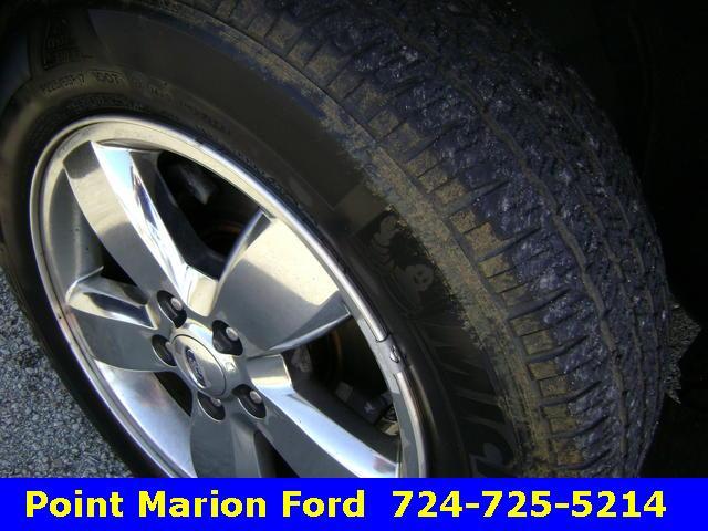 Ford Escape 2008 photo 2
