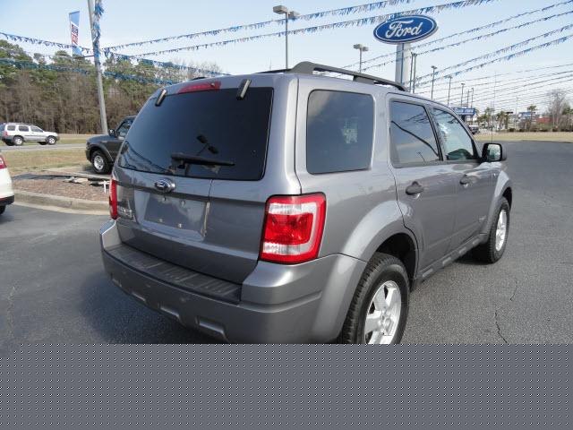 Ford Escape 2008 photo 3