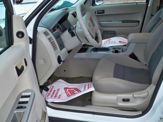 Ford Escape 2008 photo 2