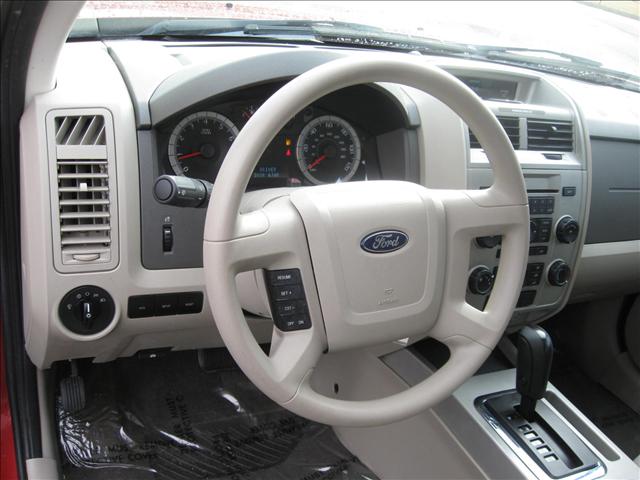 Ford Escape 2008 photo 3