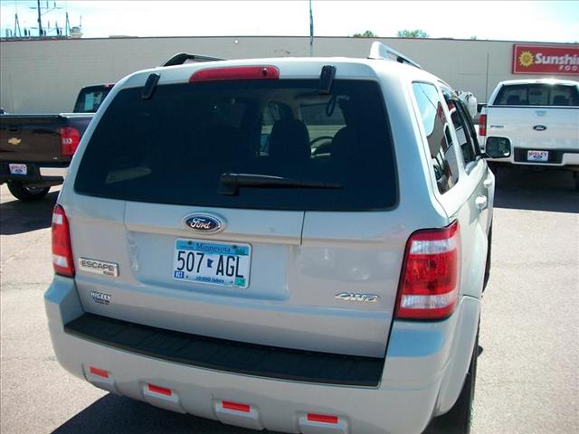 Ford Escape 2008 photo 3