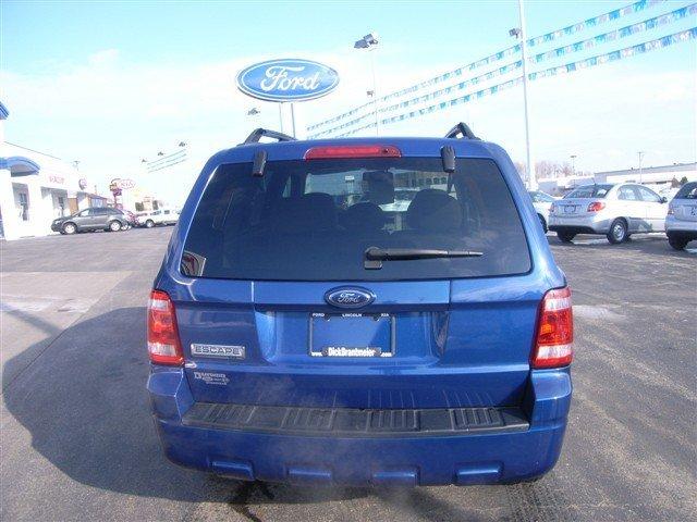Ford Escape 2008 photo 3