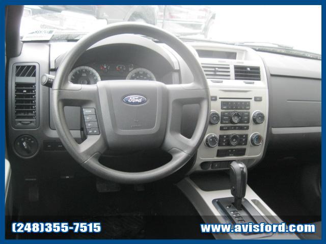 Ford Escape 2008 photo 1