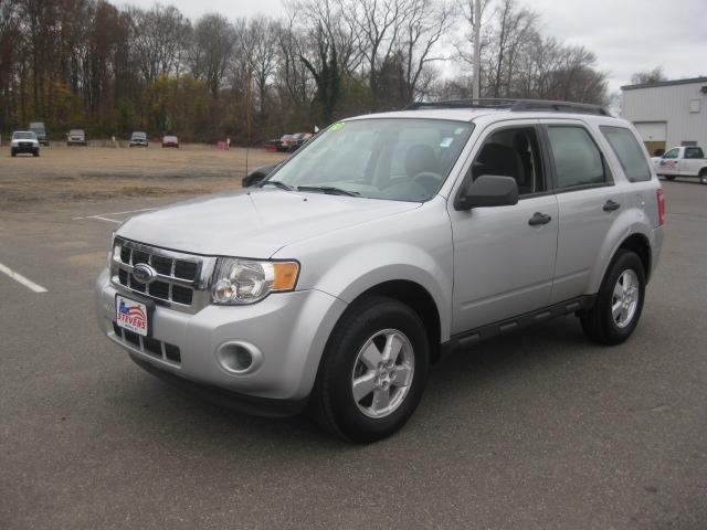 Ford Escape XLS Sport Utility