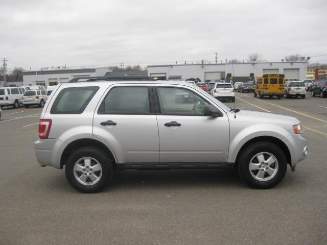 Ford Escape 2009 photo 3