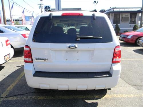 Ford Escape 2009 photo 2