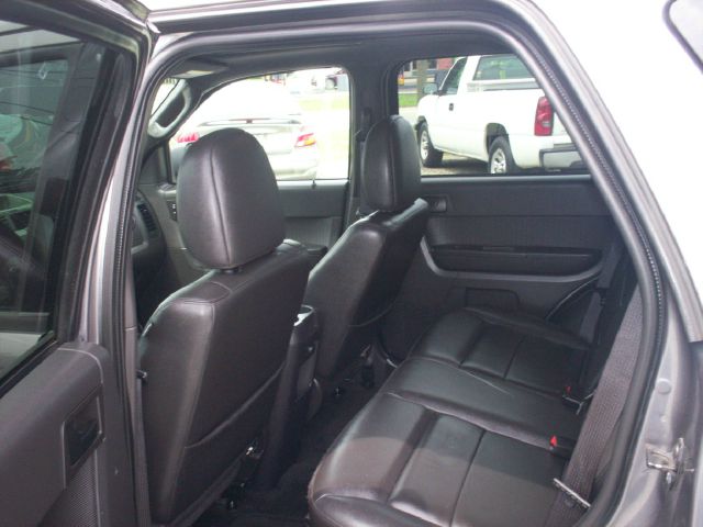 Ford Escape 2009 photo 2