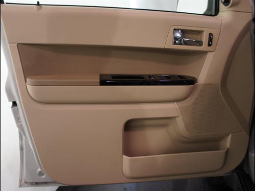 Ford Escape 2009 photo 1