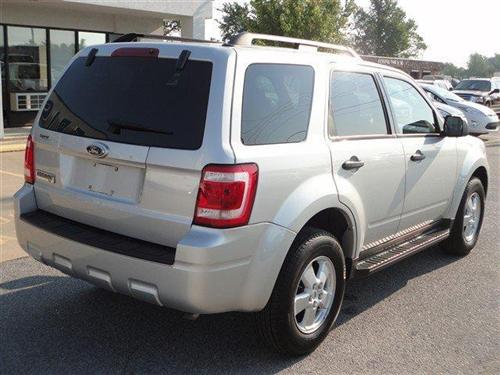 Ford Escape 2009 photo 2