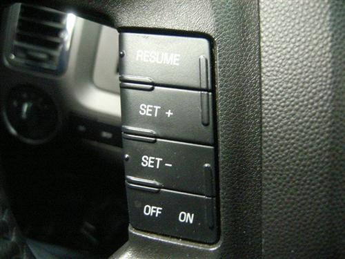 Ford Escape 2009 photo 1