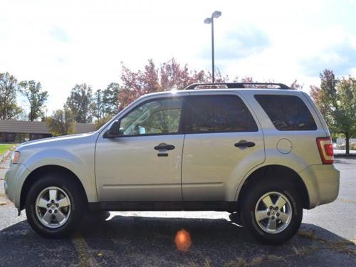 Ford Escape 2009 photo 2