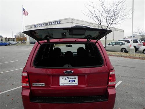 Ford Escape 2009 photo 2
