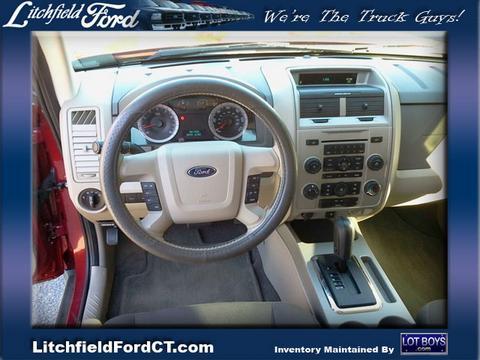 Ford Escape 2009 photo 1