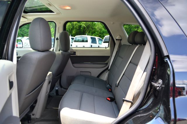 Ford Escape 2009 photo 24