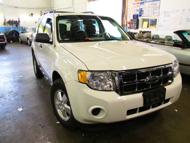 Ford Escape 2009 photo 2