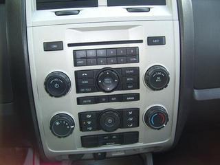 Ford Escape 2009 photo 1
