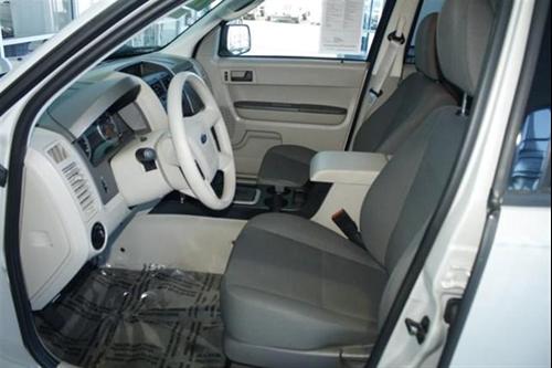 Ford Escape 2009 photo 2