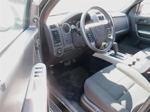 Ford Escape 2009 photo 1