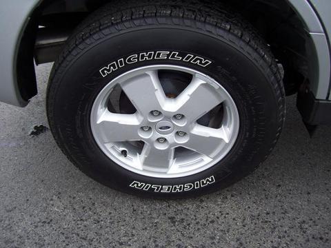 Ford Escape 2009 photo 1