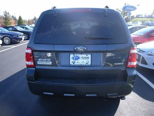 Ford Escape 2009 photo 2