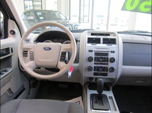 Ford Escape 2009 photo 1