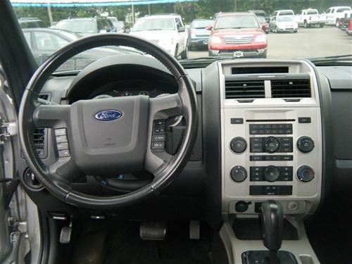 Ford Escape 2009 photo 1