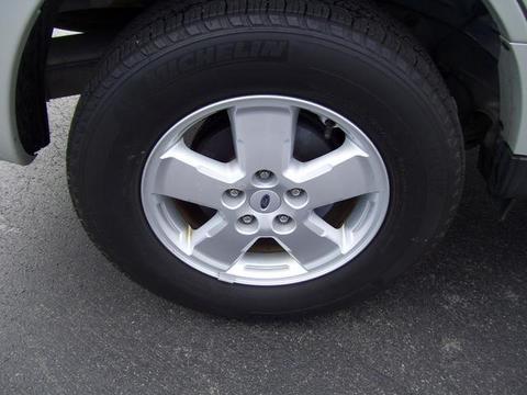 Ford Escape 2009 photo 1