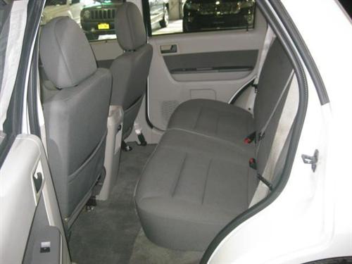 Ford Escape 2009 photo 1
